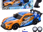 RC sportauto met verlichte carrosserie en driftsmodus – oranje