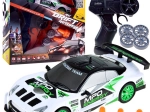 Rc drift auto 1:24 met afstandsbediening en pylonen
