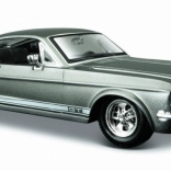 Model Ford Mustang GT 1967 1:24 grijs