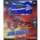 Afstandsbedienbaar auto die op muren rijdt