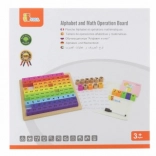 Viga wiskundig bord met letters, cijfers en tekens