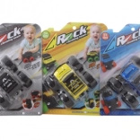 Jeep met vliegwiel en grote wielen