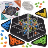 Strategisch spel Ketting-schaken – bezet driehoeken