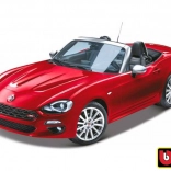 Bburago Fiat 124 Spider rood 1:24 model