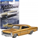 Hot Wheels Fast & Furious 1966 Chevy Nova gouden autootje 1:64, 7,5 cm