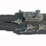 Vliegdekschip met licht- en geluidseffecten