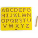 Houten grafomotorische plaat VIGA – hoofdletters