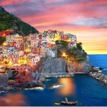 Puzzel Manarola bij schemering Italië 2000 stukjes