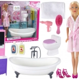 pop in roze badjas met badkamer en accessoires