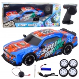 RC sportauto met verlichte carrosserie en driftwielen – blauw